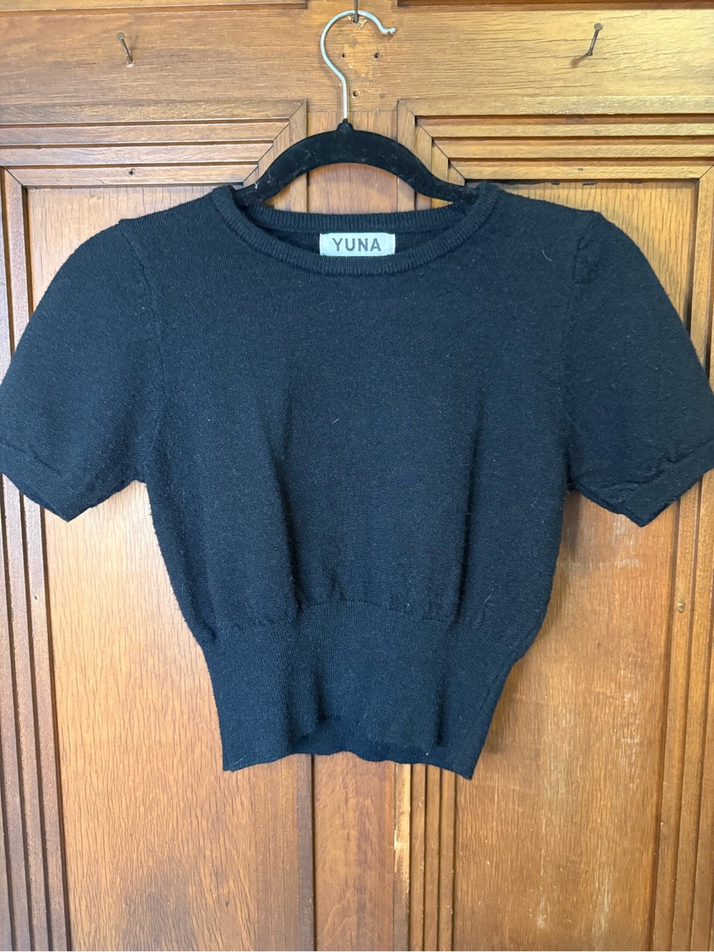 Yuna Black Short-Sleeve Ribbed Crop Top
